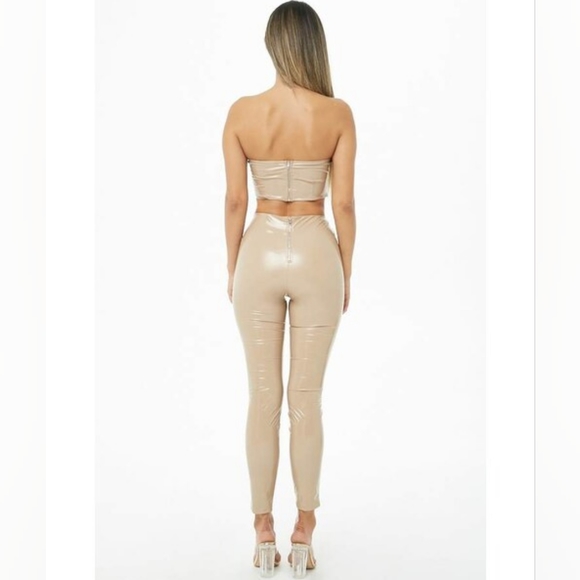 NWT Rare Forever 21 Vinyl PVC Bandeau Leggings Coord Set - Picture 4 of 16